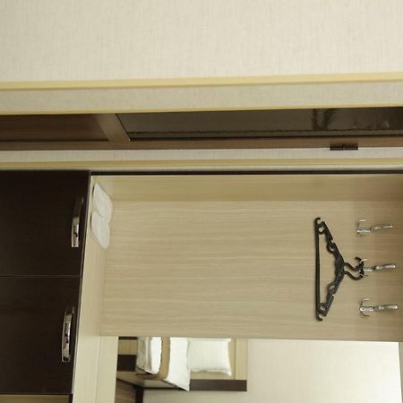 Premium Hotel 777 Tashkent Esterno foto