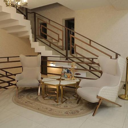 Premium Hotel 777 Tashkent Esterno foto