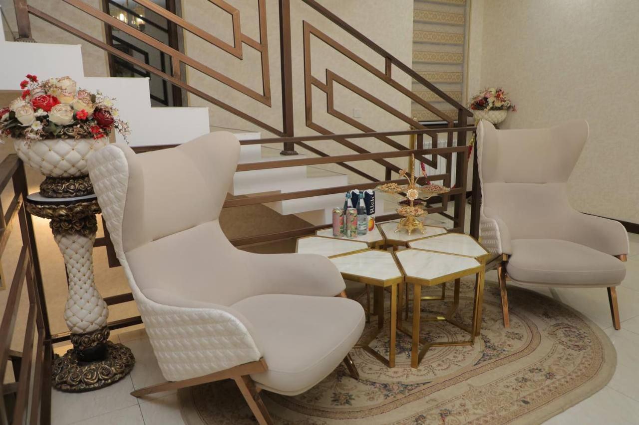 Premium Hotel 777 Tashkent Esterno foto