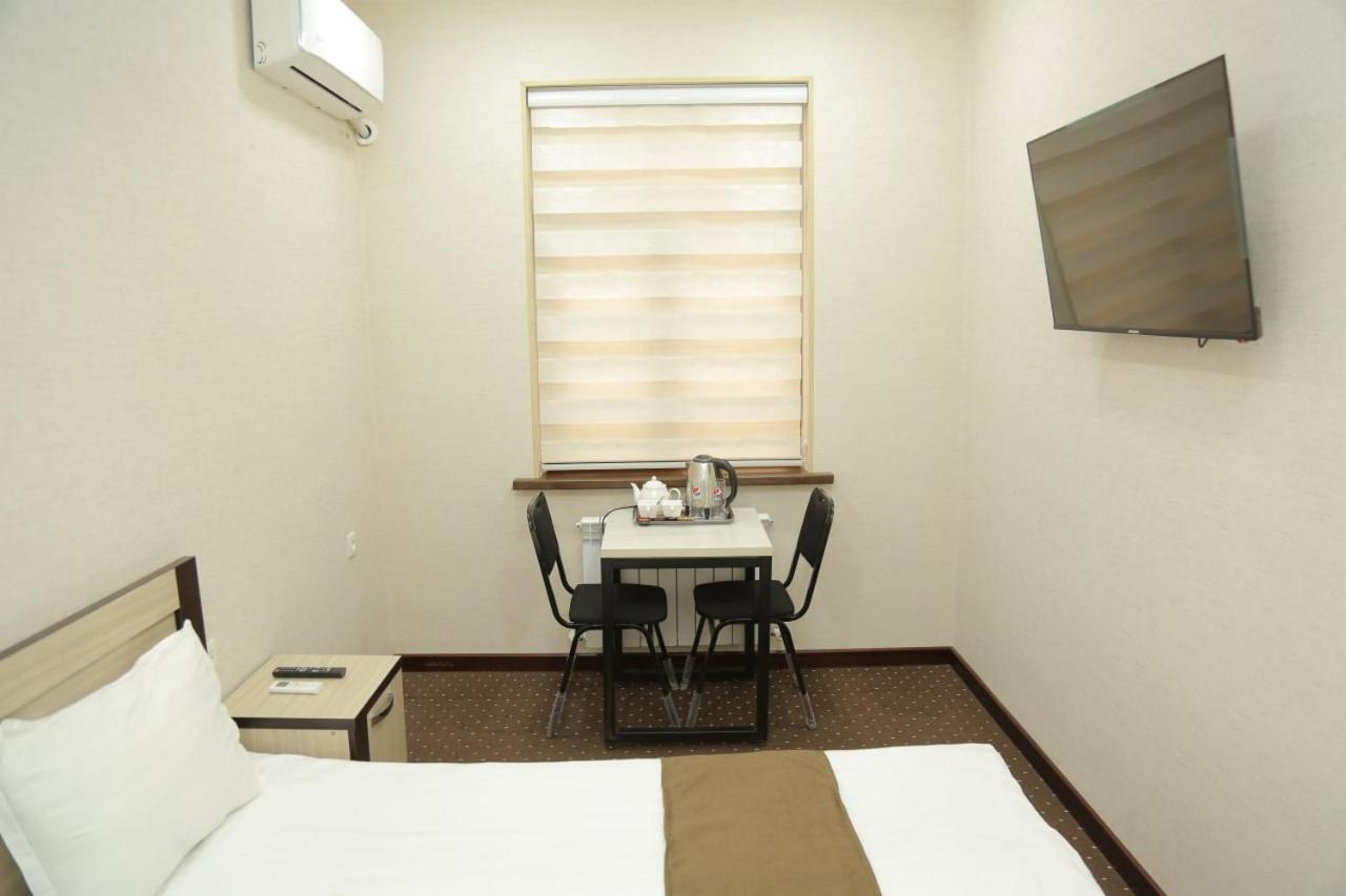 Premium Hotel 777 Tashkent Esterno foto