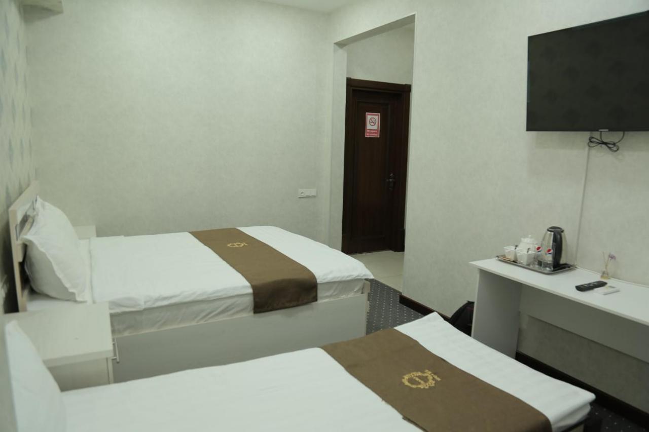 Premium Hotel 777 Tashkent Esterno foto