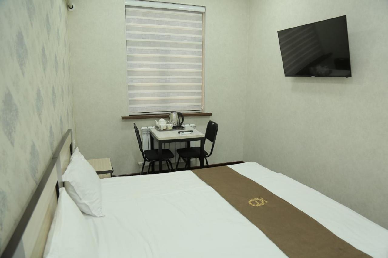 Premium Hotel 777 Tashkent Esterno foto