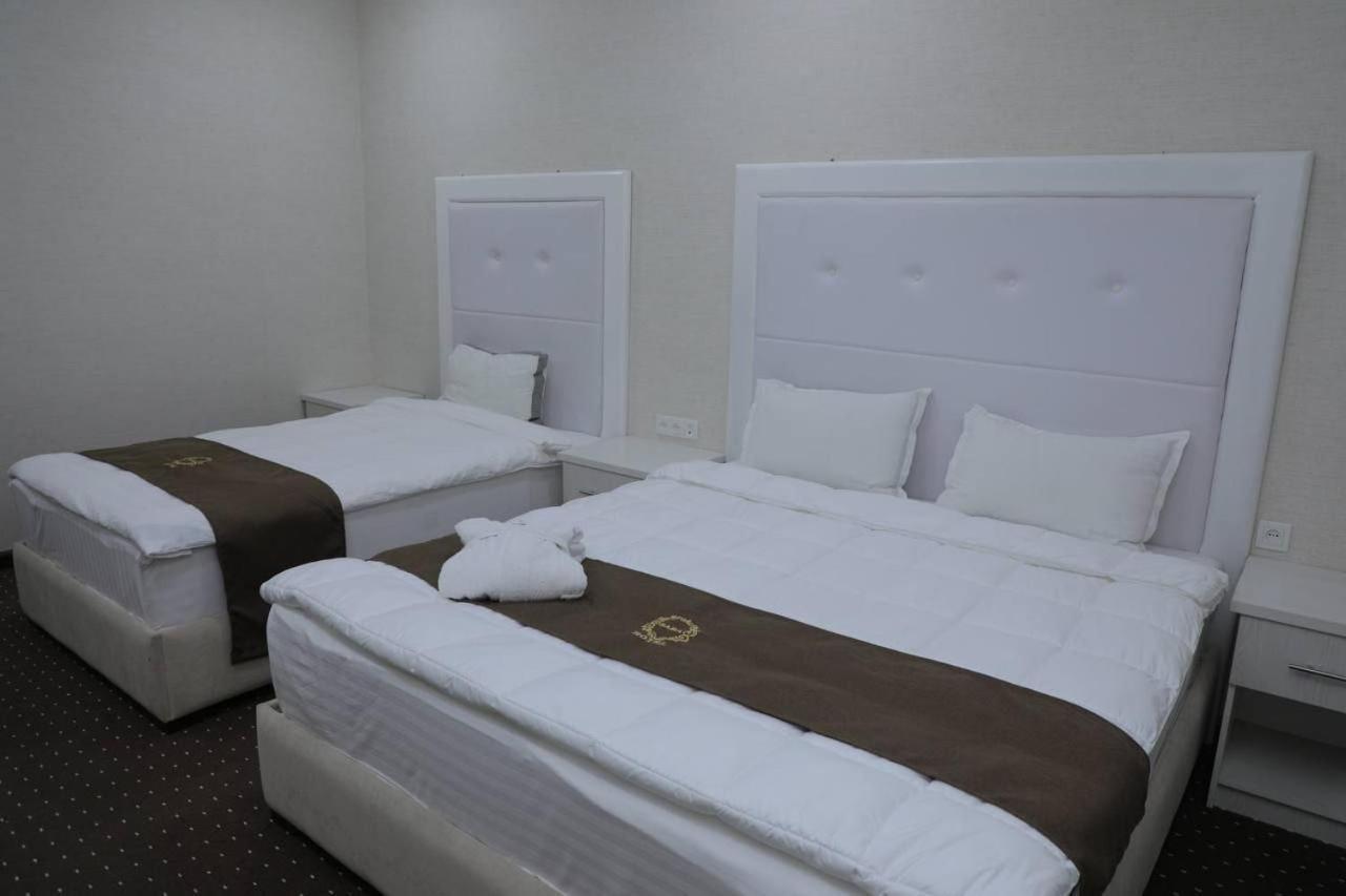 Premium Hotel 777 Tashkent Esterno foto